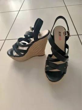 Woman shoe Just fab