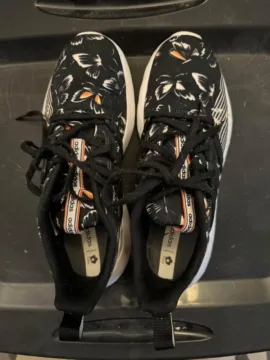 Adidas butterfly workout shoes