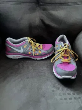 Nike Older Girls/Women 6Y Flat Shoes