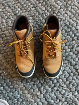 Timberland shoes - high-ankle sneakers.