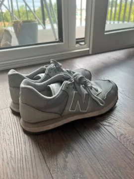 New balance woman shoes